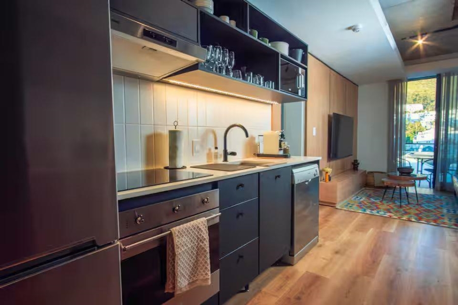 To Let 2 Bedroom Property for Rent in Sea Point Western Cape